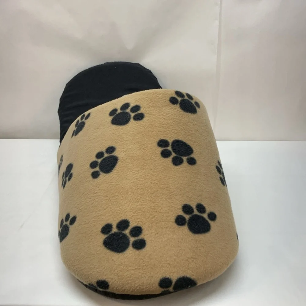 Plush Cat/Dog Cave Pet Bed slipper shoe shaped paw print
